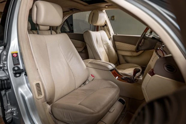 2004 Mercedes-Benz W220 S-Class - Image 4 of 7