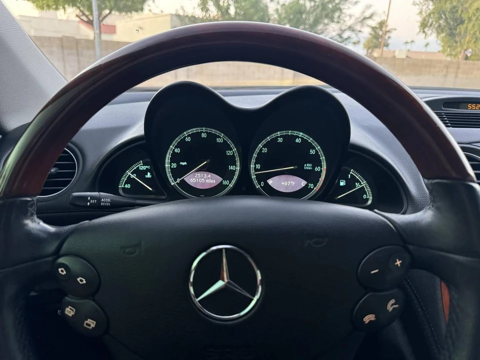 2004 Mercedes-Benz R230 SL-Class - Image 12 of 24