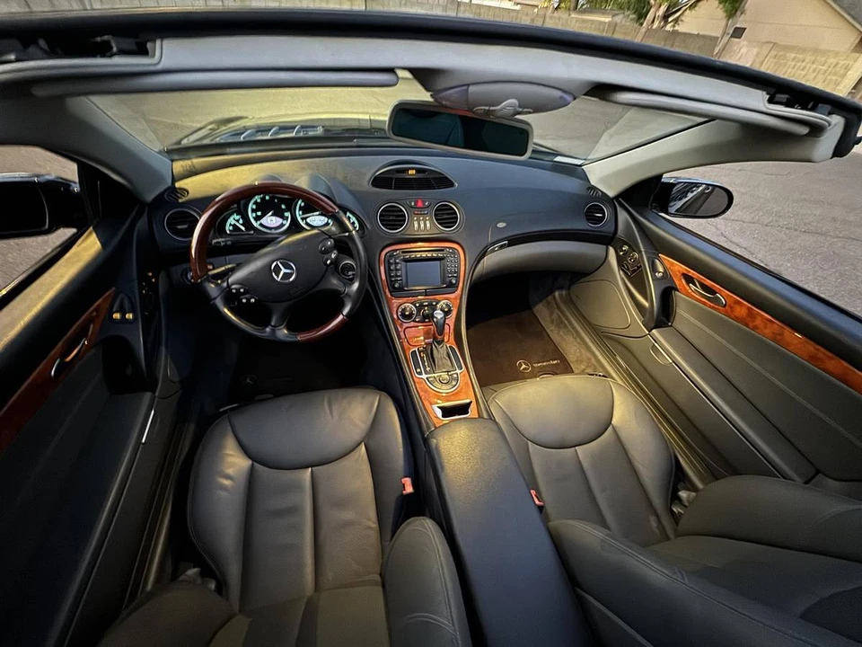 2004 Mercedes-Benz R230 SL-Class - Image 17 of 24