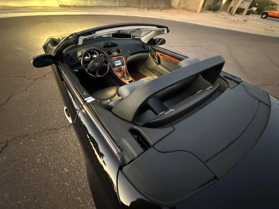 2004 Mercedes-Benz R230 SL-Class - Image 19 of 24