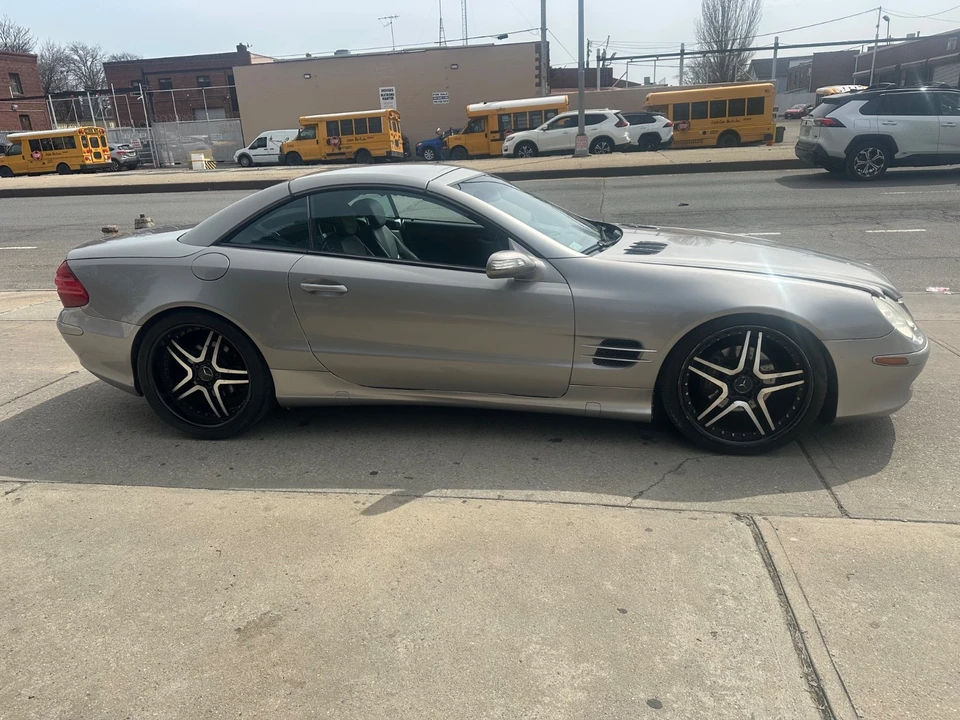 2004 Mercedes-Benz R230 SL-Class - Image 8 of 31