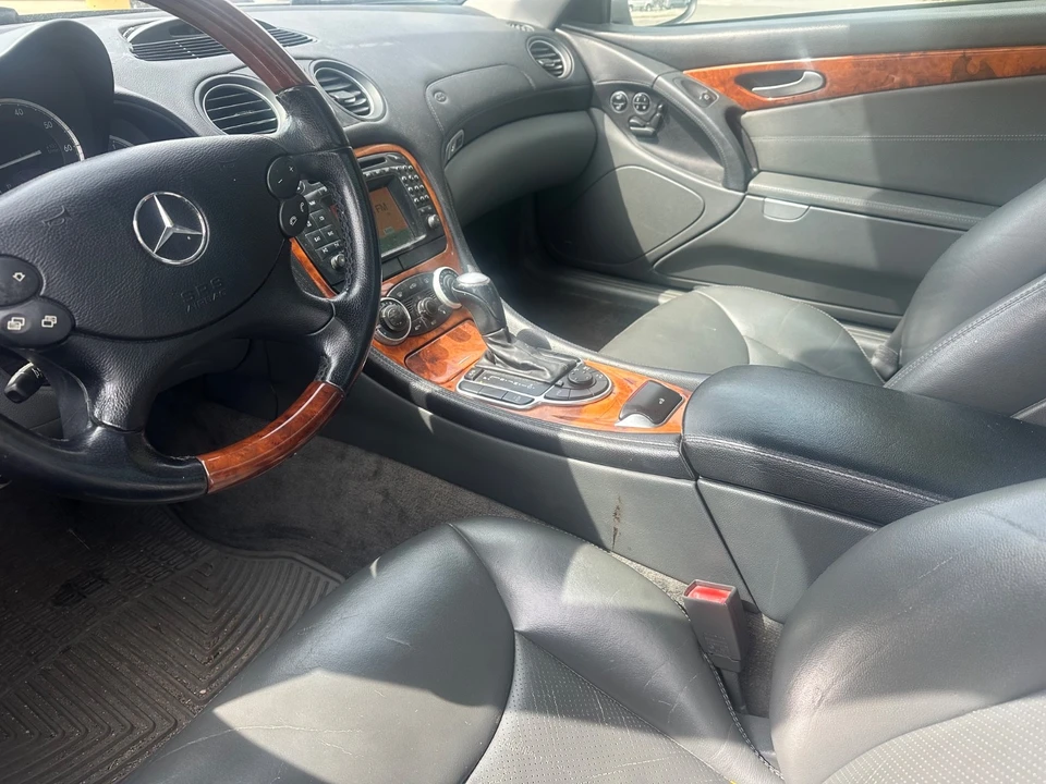 2004 Mercedes-Benz R230 SL-Class - Image 25 of 31