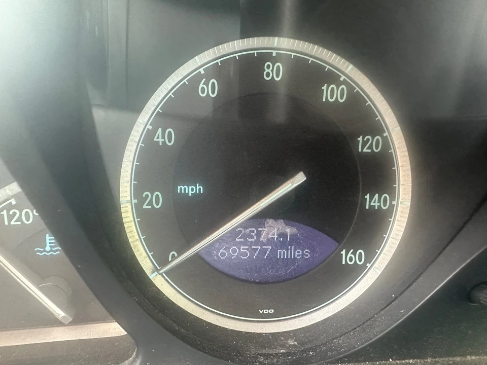 2004 Mercedes-Benz R230 SL-Class - Image 24 of 31