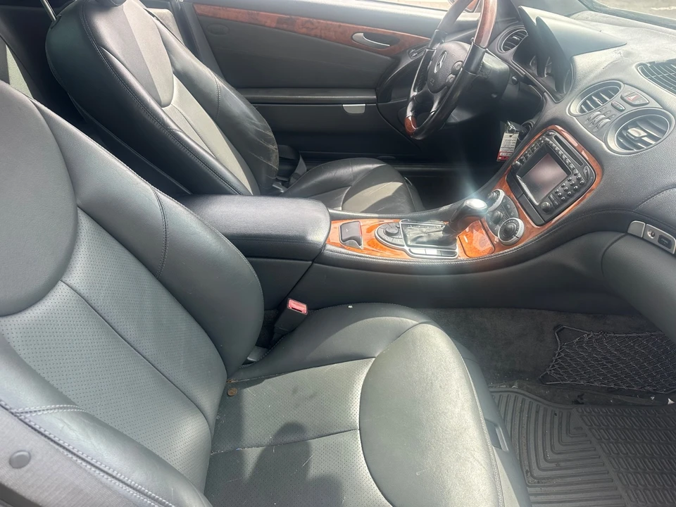 2004 Mercedes-Benz R230 SL-Class - Image 19 of 31