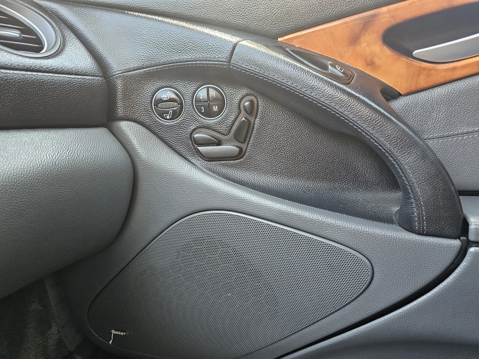 2004 Mercedes-Benz R230 SL-Class - Image 18 of 28