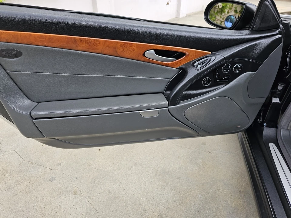 2004 Mercedes-Benz R230 SL-Class - Image 25 of 31