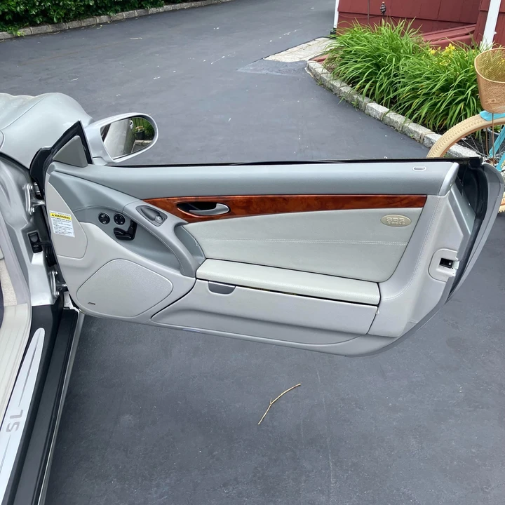 2004 Mercedes-Benz R230 SL-Class - Image 9 of 23