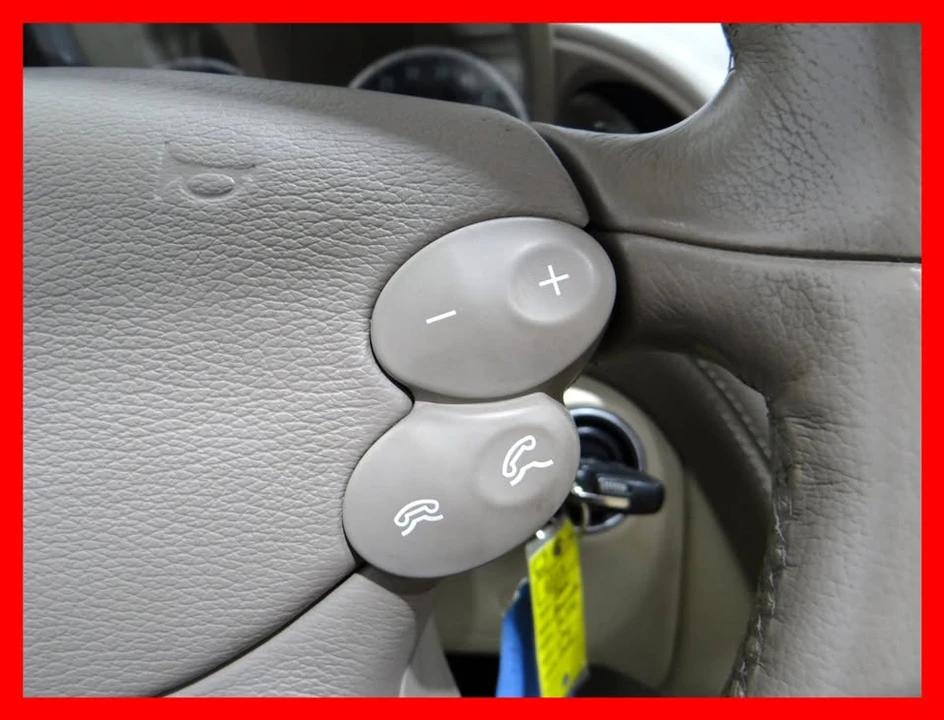 2004 Mercedes-Benz R230 SL-Class - Image 15 of 18