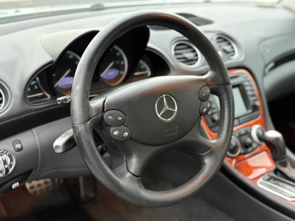2004 Mercedes-Benz R230 SL-Class - Image 24 of 31