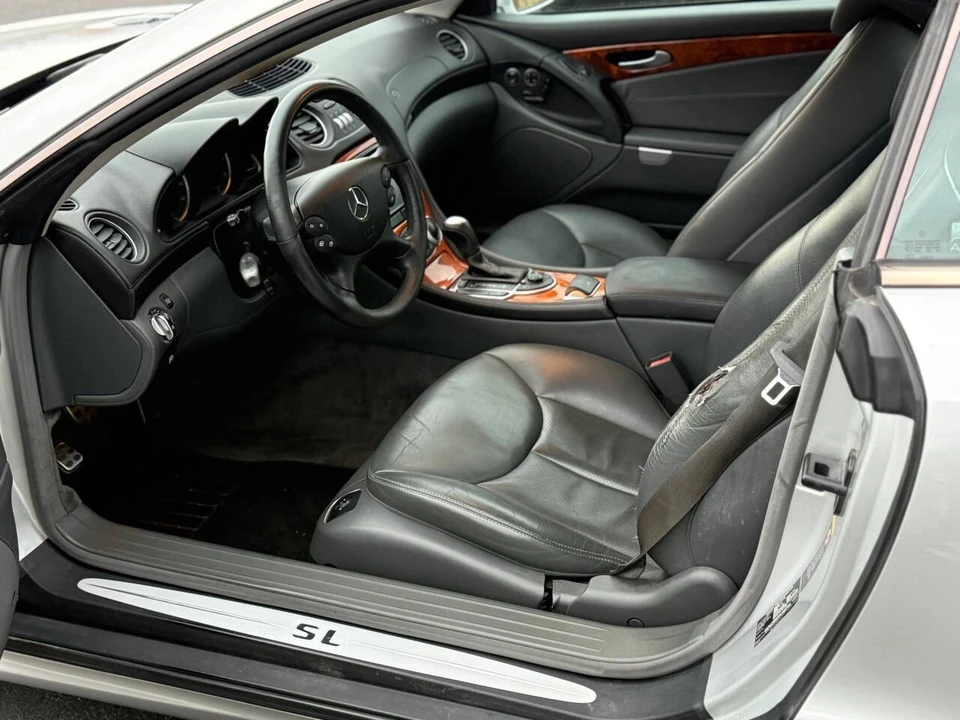 2004 Mercedes-Benz R230 SL-Class - Image 29 of 31