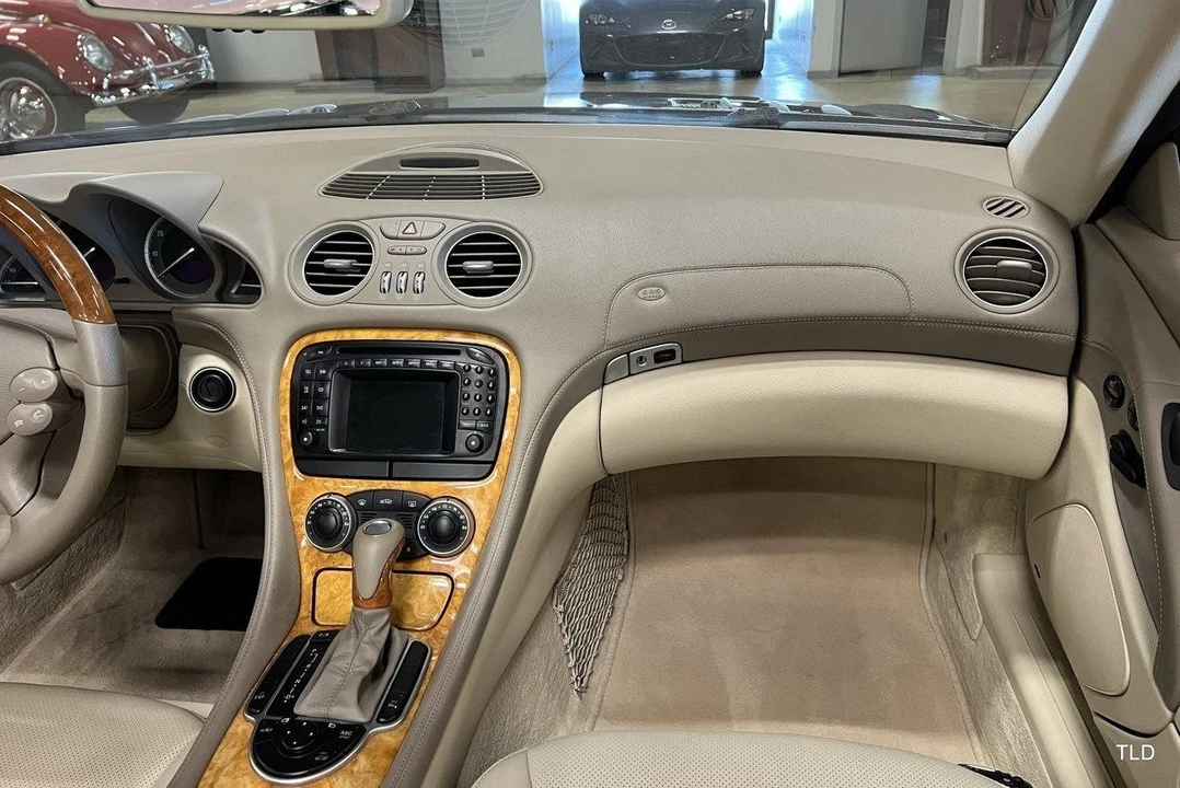 2004 Mercedes-Benz R230 SL-Class - Image 7 of 12