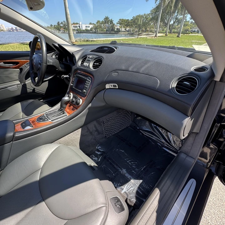 2004 Mercedes-Benz R230 SL-Class - Image 29 of 31