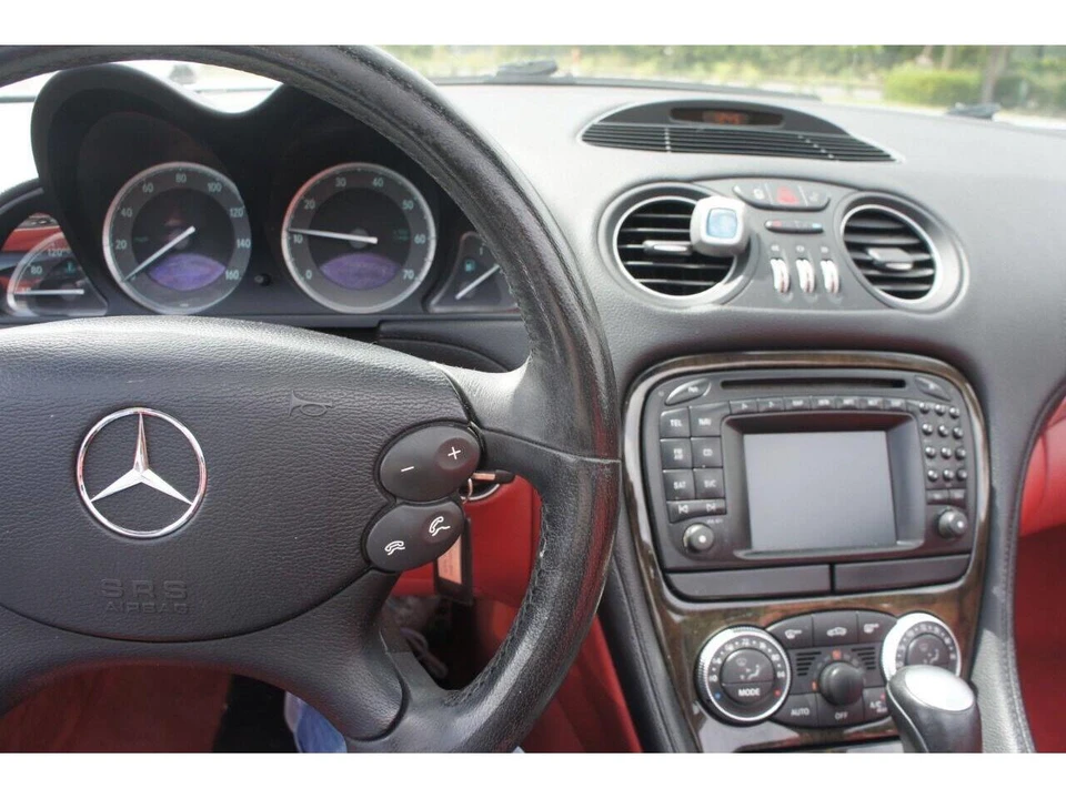 2004 Mercedes-Benz R230 SL-Class - Image 5 of 17