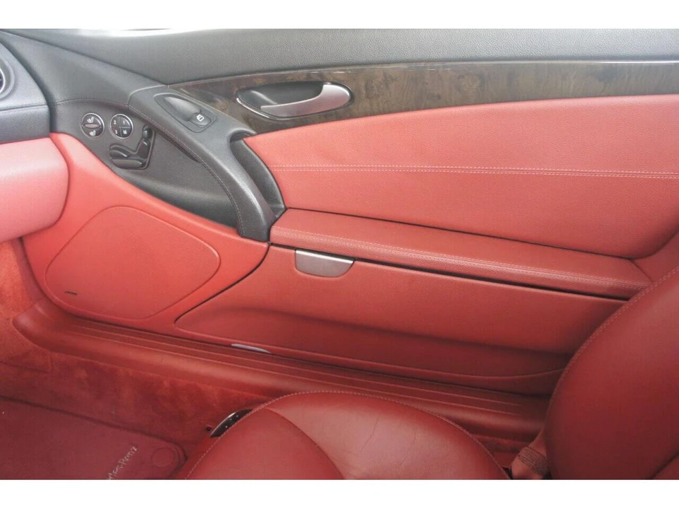 2004 Mercedes-Benz R230 SL-Class - Image 9 of 17