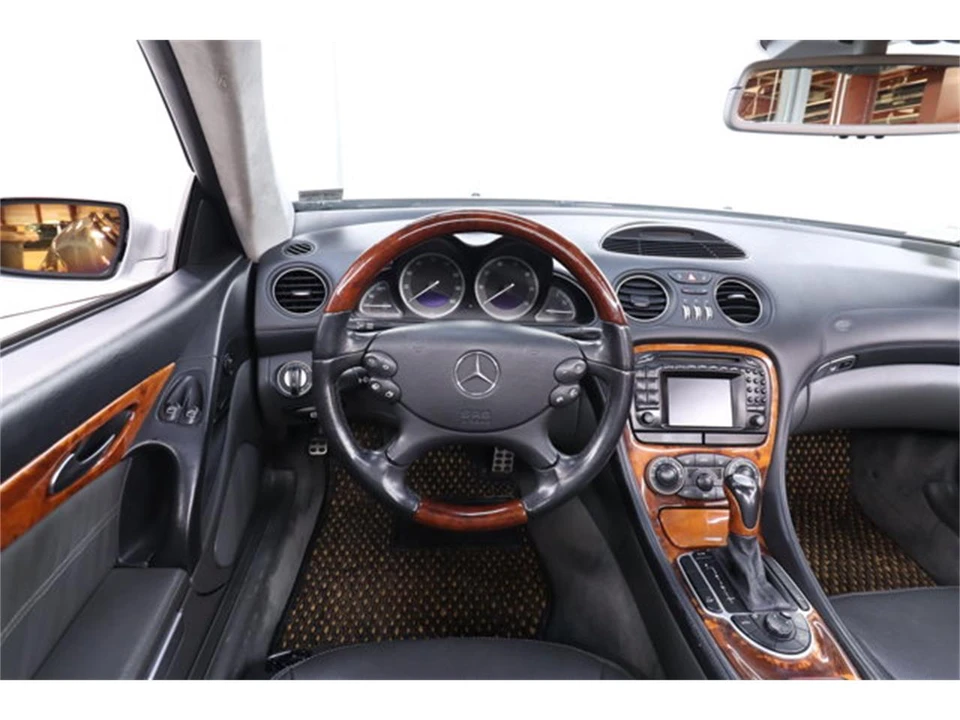2004 Mercedes-Benz R230 SL-Class - Image 16 of 31