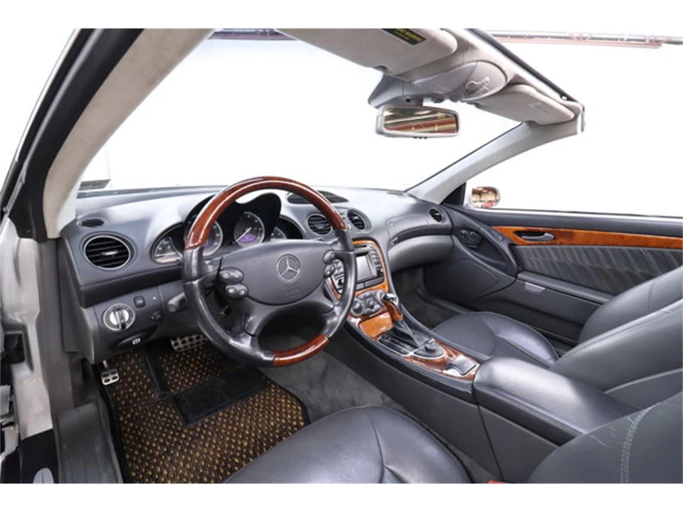 2004 Mercedes-Benz R230 SL-Class - Image 15 of 31