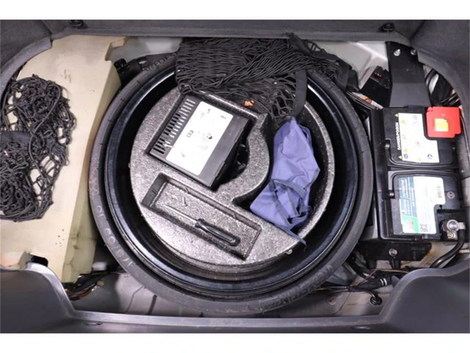2004 Mercedes-Benz R230 SL-Class - Image 30 of 31
