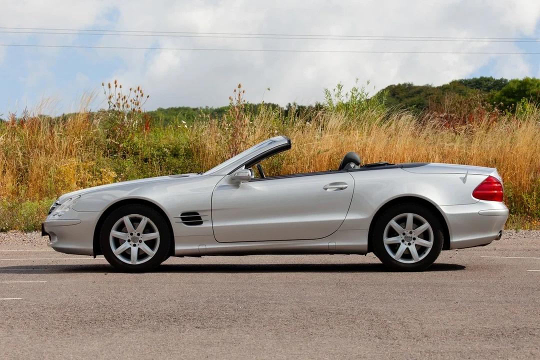 2004 Mercedes-Benz R230 SL-Class - Image 4 of 30