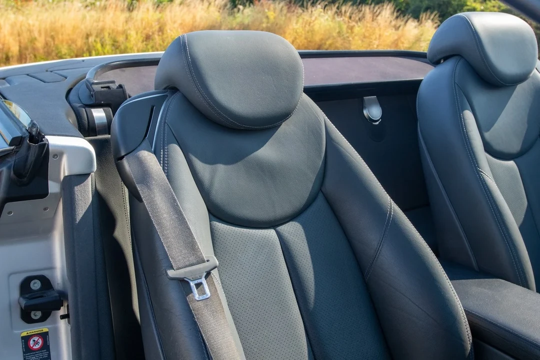 2004 Mercedes-Benz R230 SL-Class - Image 21 of 30