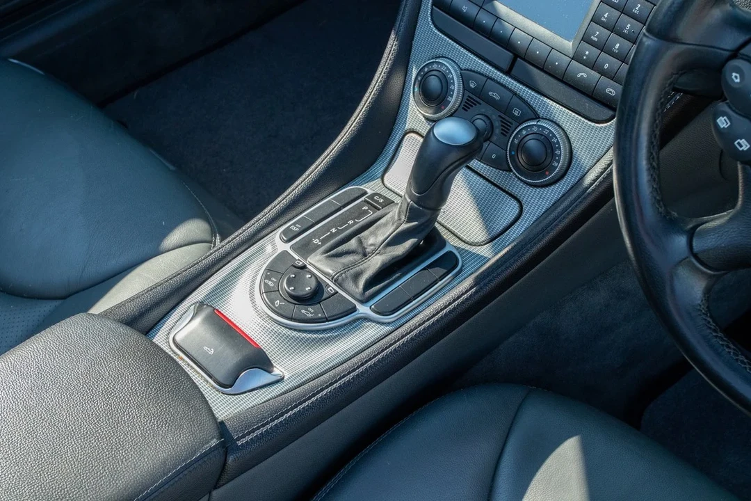 2004 Mercedes-Benz R230 SL-Class - Image 27 of 30