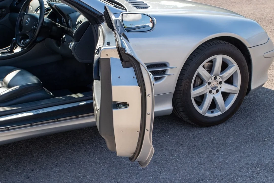 2004 Mercedes-Benz R230 SL-Class - Image 16 of 30