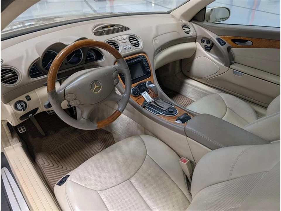 2004 Mercedes-Benz R230 SL-Class - Image 11 of 13