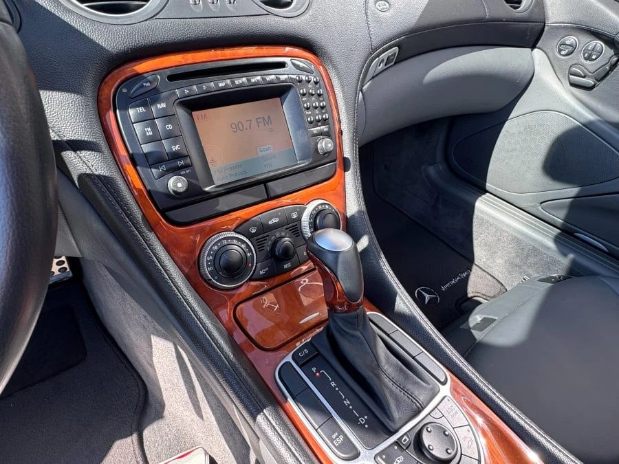 2004 Mercedes-Benz R230 SL-Class - Image 11 of 13