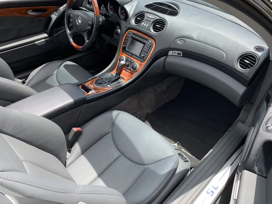2004 Mercedes-Benz R230 SL-Class - Image 5 of 10