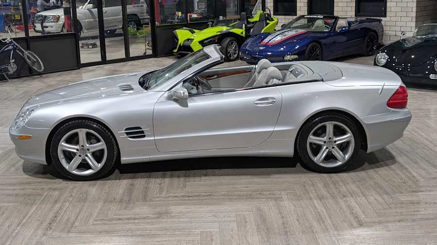 2004 Mercedes-Benz R230 SL-Class - Image 8 of 31