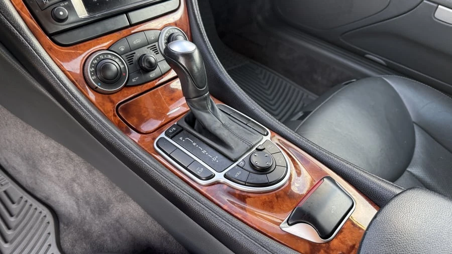 2004 Mercedes-Benz R230 SL-Class - Image 11 of 14