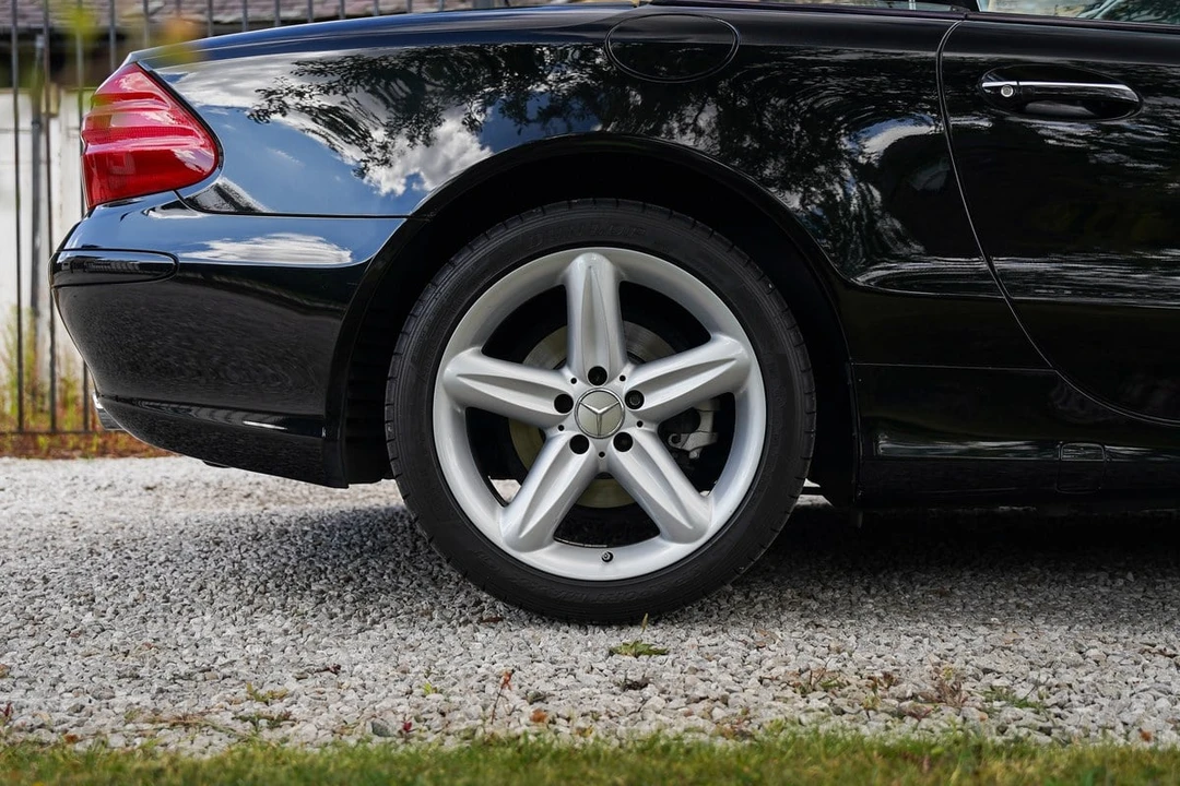 2004 Mercedes-Benz R230 SL-Class - Image 27 of 30