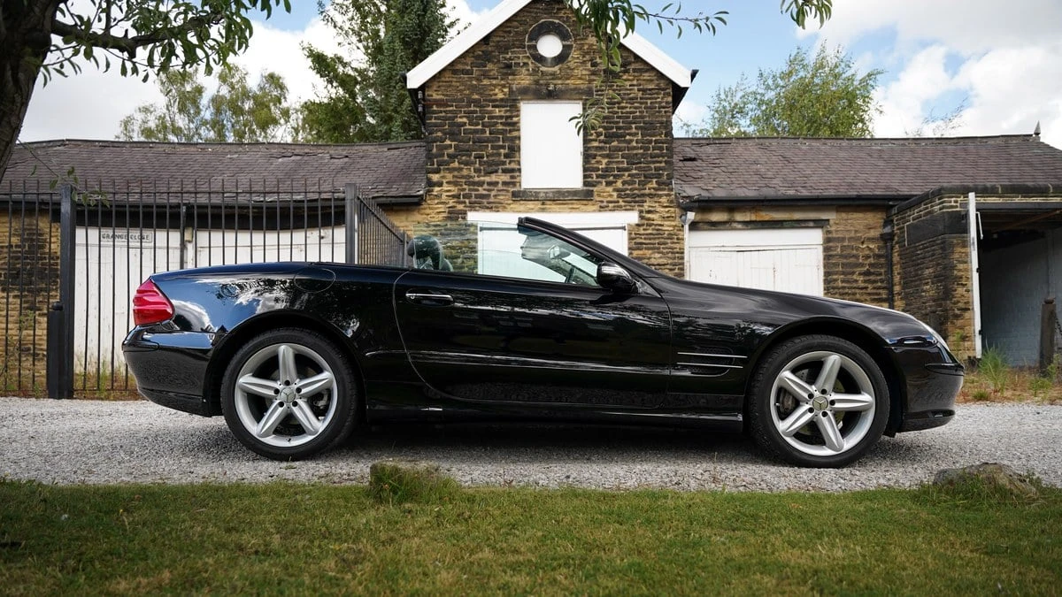 2004 Mercedes-Benz R230 SL-Class - Image 8 of 30