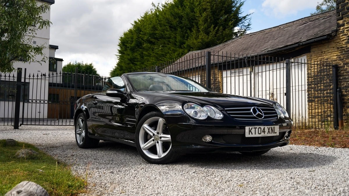 2004 Mercedes-Benz R230 SL-Class - Image 2 of 30