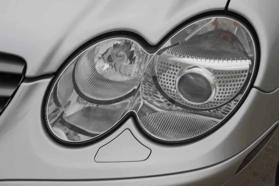 2004 Mercedes-Benz R230 SL-Class - Image 21 of 28
