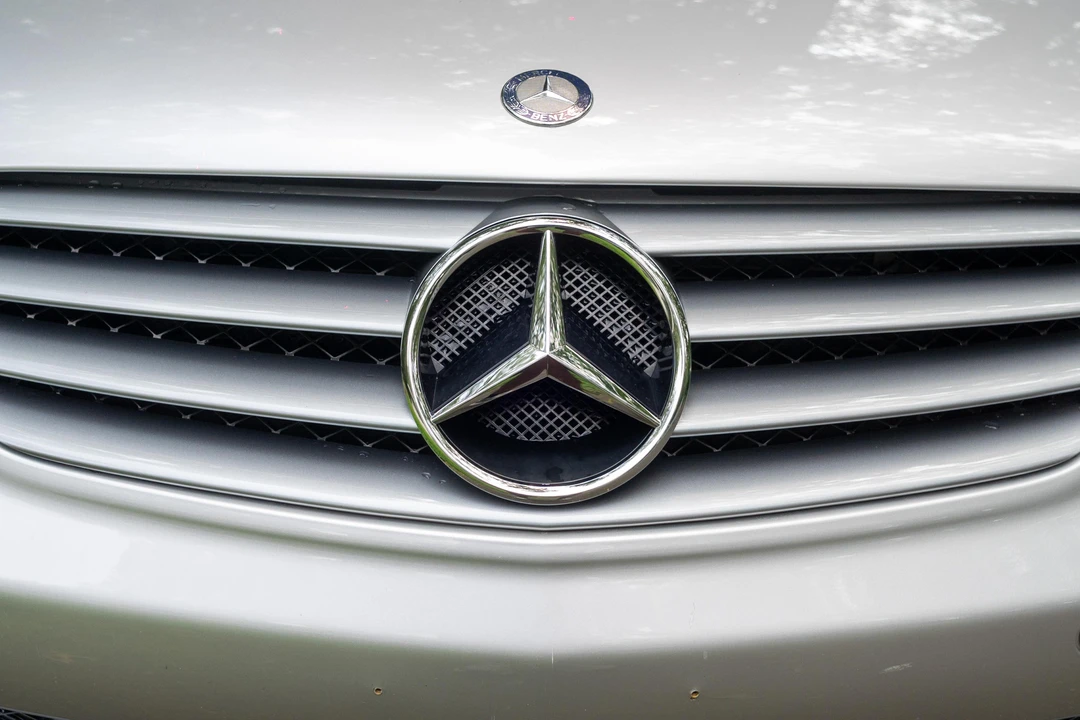 2004 Mercedes-Benz R230 SL-Class - Image 19 of 28