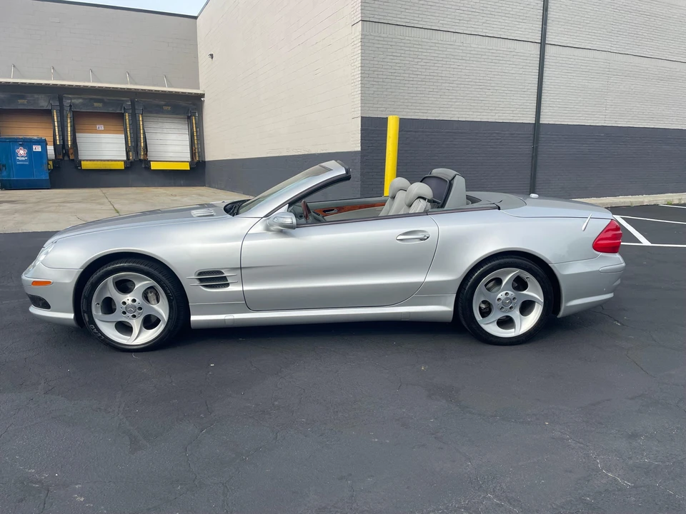 2004 Mercedes-Benz R230 SL-Class - Image 9 of 31