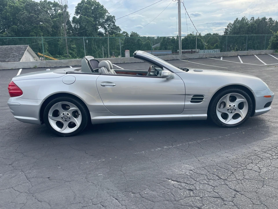 2004 Mercedes-Benz R230 SL-Class - Image 12 of 31