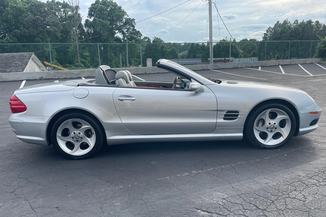 2004 Mercedes-Benz R230 SL-Class - Image 3 of 31