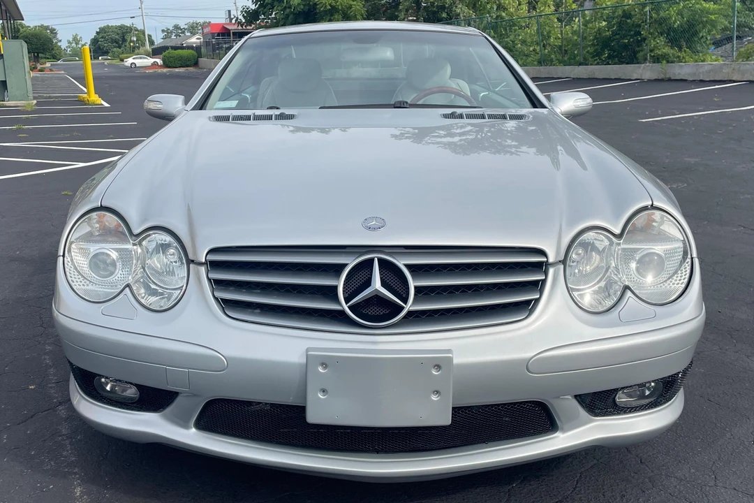 2004 Mercedes-Benz R230 SL-Class - Image 2 of 31