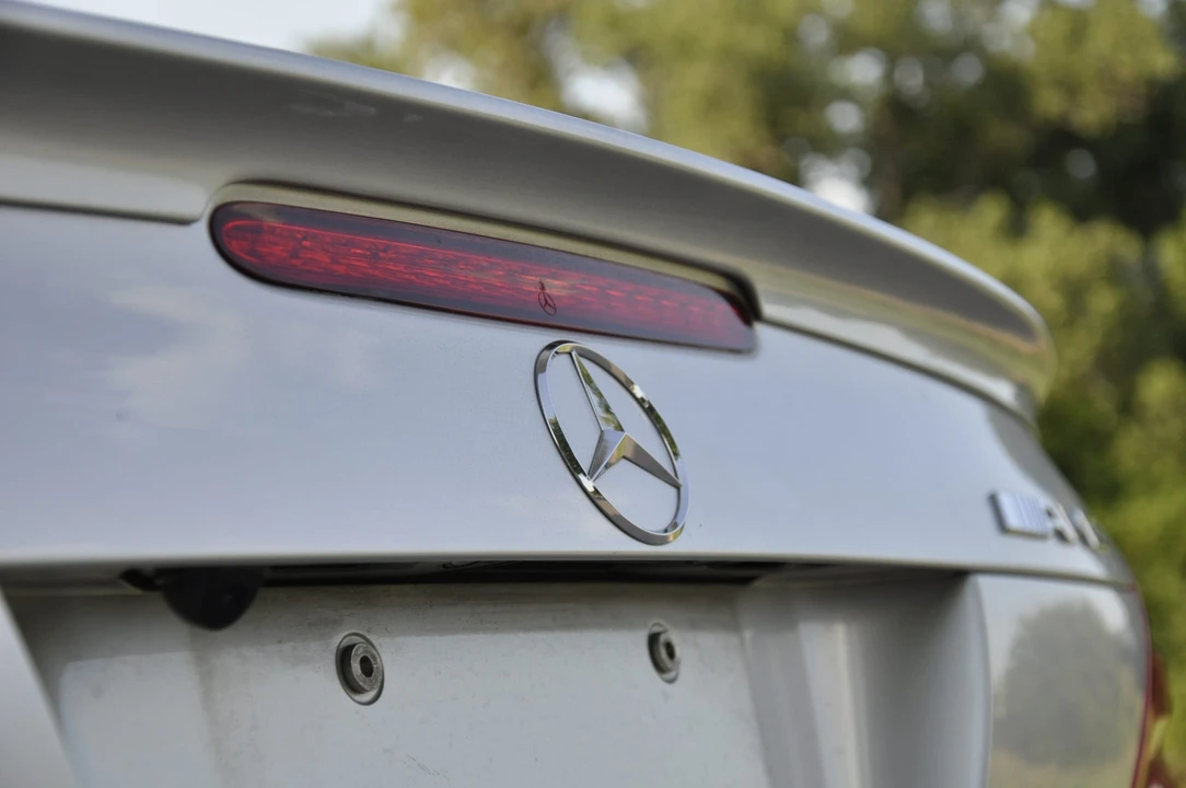 2004 Mercedes-Benz R230 SL-Class - Image 27 of 31