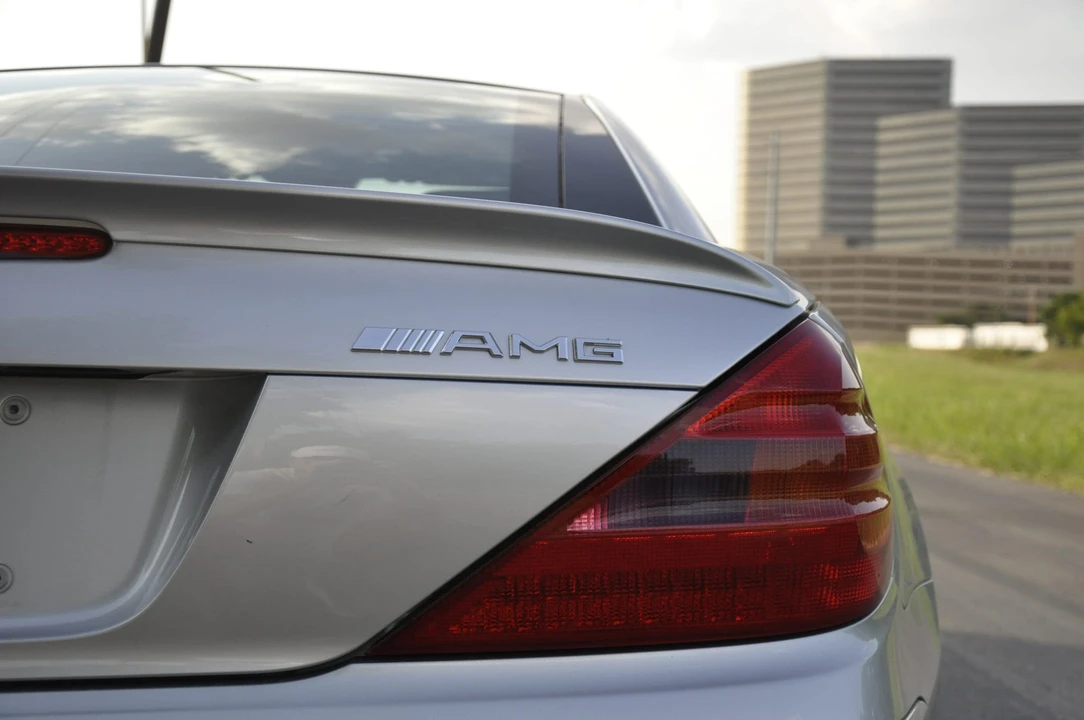 2004 Mercedes-Benz R230 SL-Class - Image 28 of 31