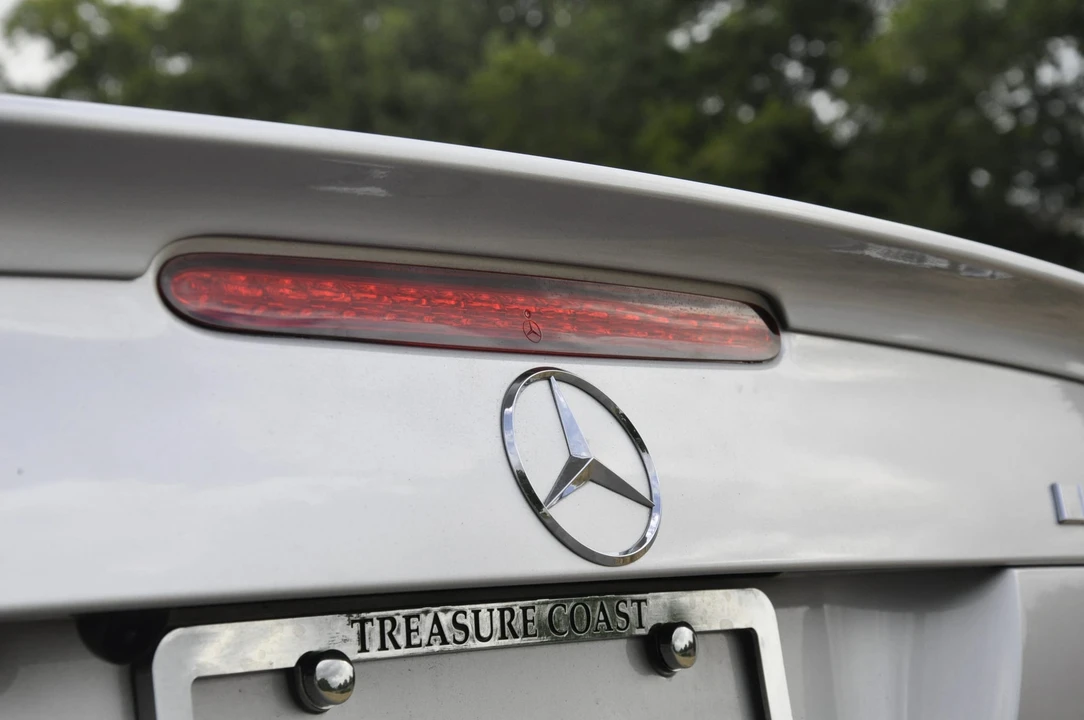 2004 Mercedes-Benz R230 SL-Class - Image 30 of 31