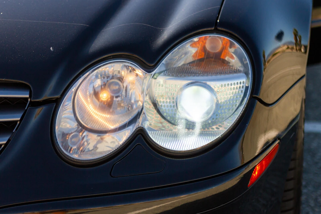2004 Mercedes-Benz R230 SL-Class - Image 25 of 31