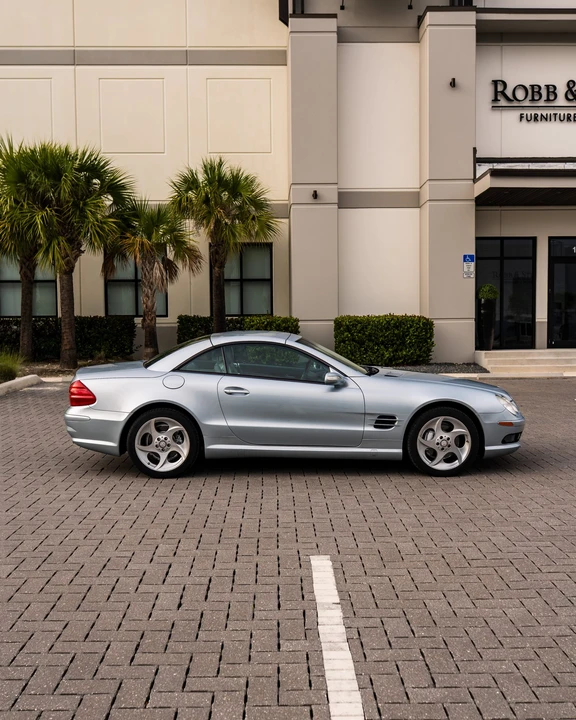 2004 Mercedes-Benz R230 SL-Class - Image 8 of 31