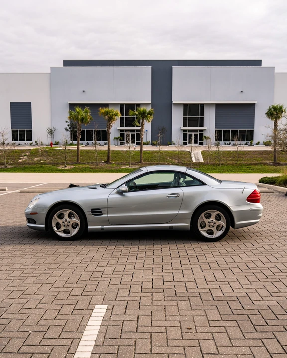 2004 Mercedes-Benz R230 SL-Class - Image 4 of 31
