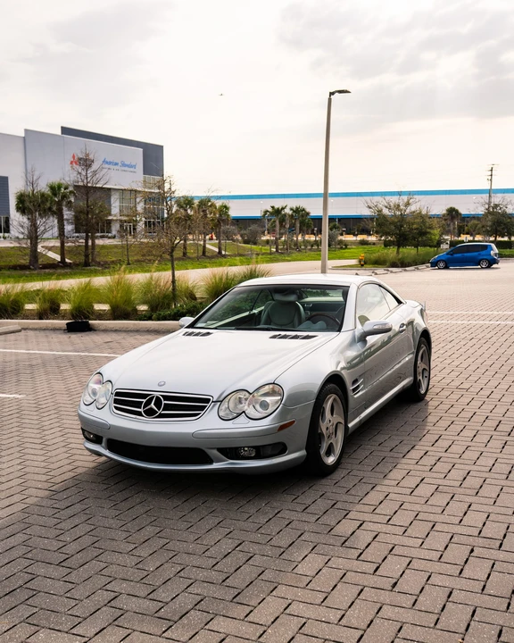 2004 Mercedes-Benz R230 SL-Class - Image 2 of 31
