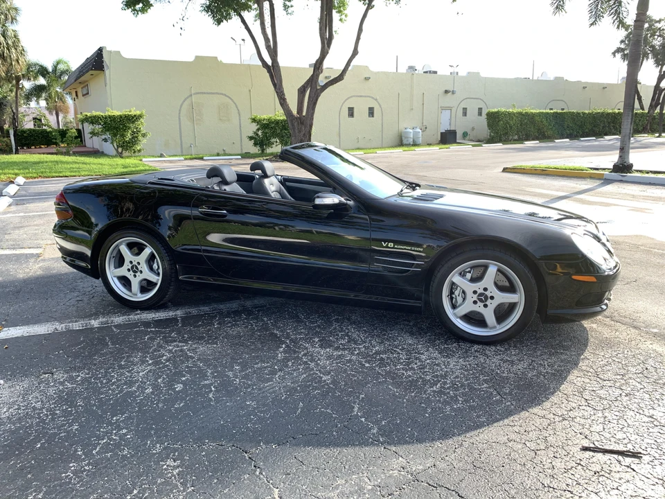 2004 Mercedes-Benz R230 SL 55 & SL 63 & SL 65 AMG - Image 9 of 31