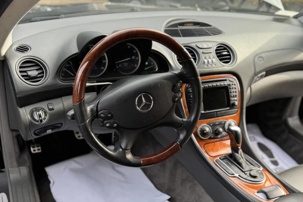 2004 Mercedes-Benz R230 SL-Class - Image 5 of 7