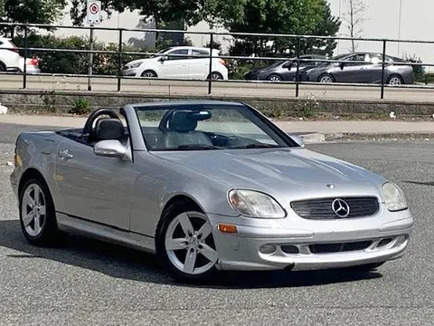 2004 Mercedes-Benz SLK320