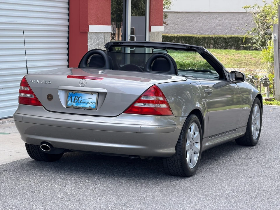 2004 Mercedes-Benz R170 SLK-Class - Image 10 of 31